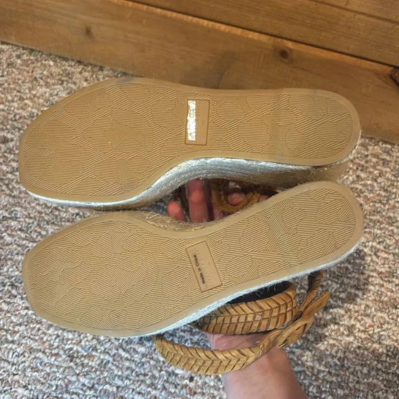 ‼️VERONICA BEARD shoes‼️ - Picture 5 of 7